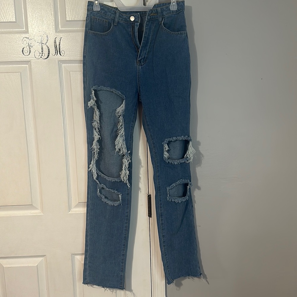 Shein Ripped Jeans - Picture 2 of 4